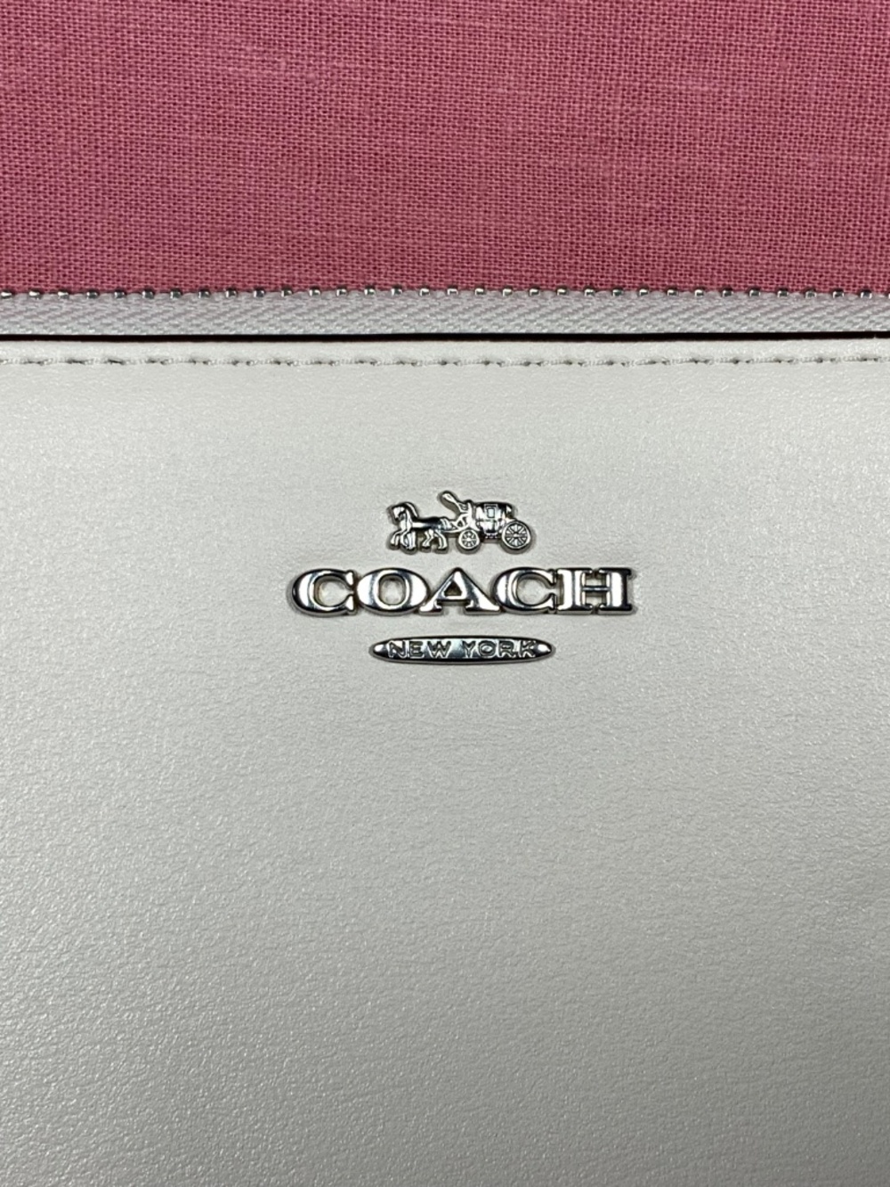 NWOT - Coach Cream Leather Zip around Wallet - Picture 13 of 15